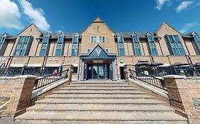Village Hotel Leeds North